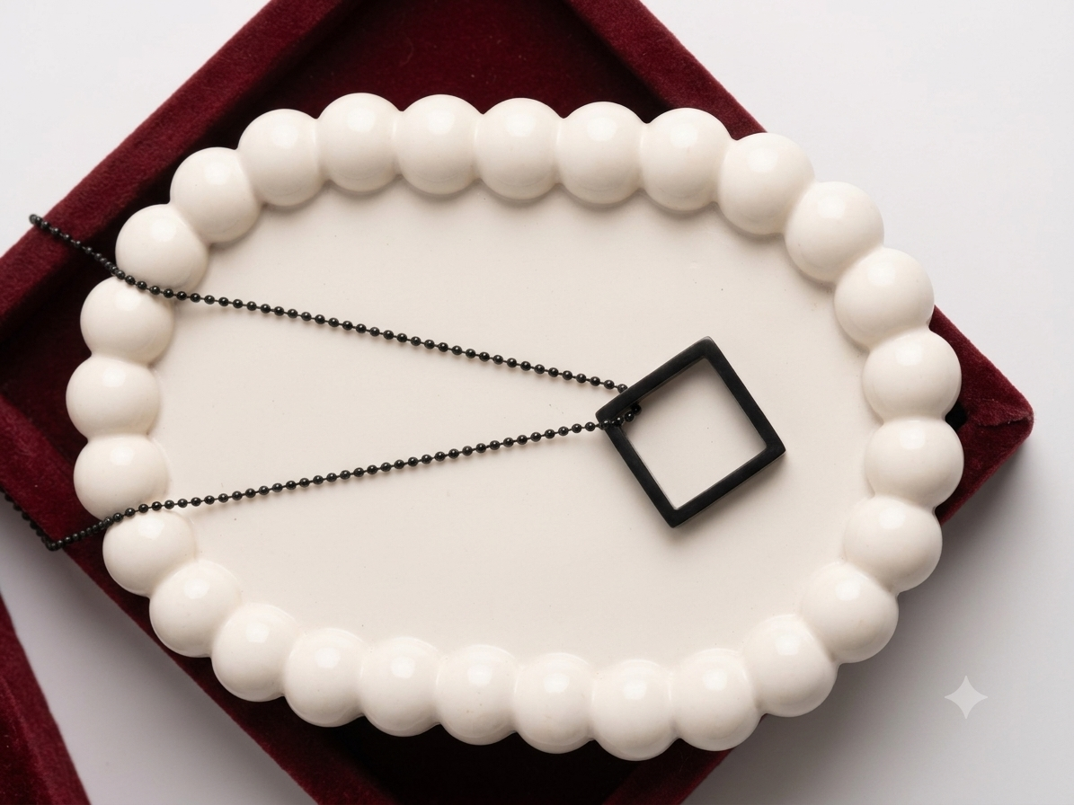 The Noir Apex Pendant