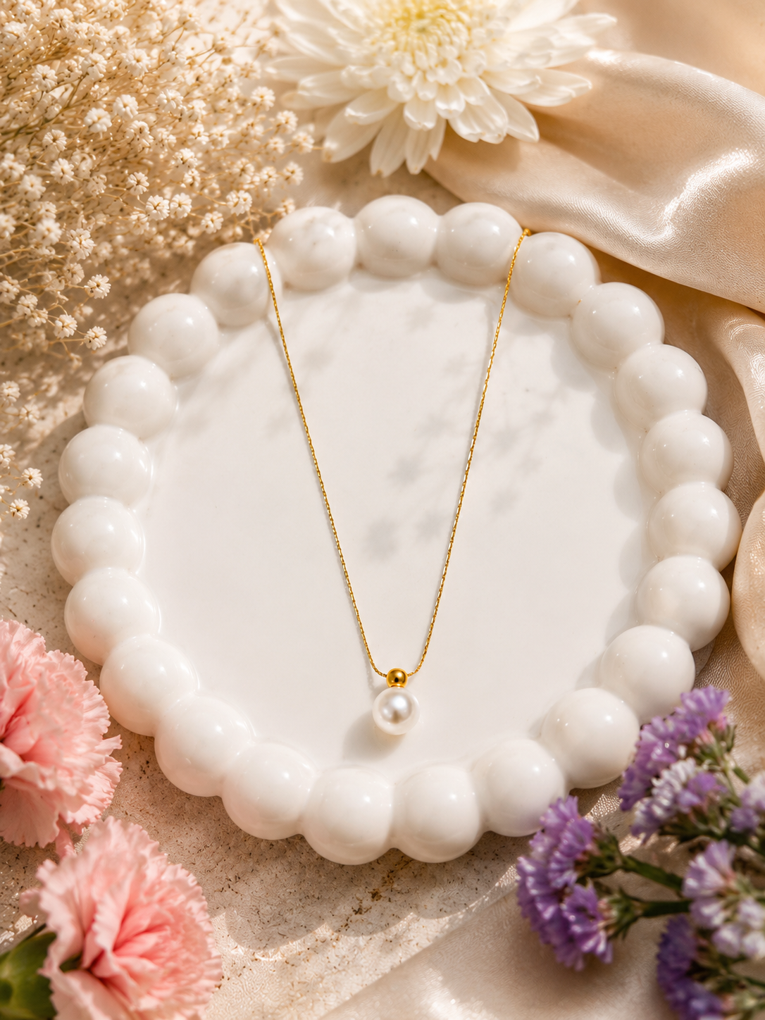 Single Pearl Drop Necklace
