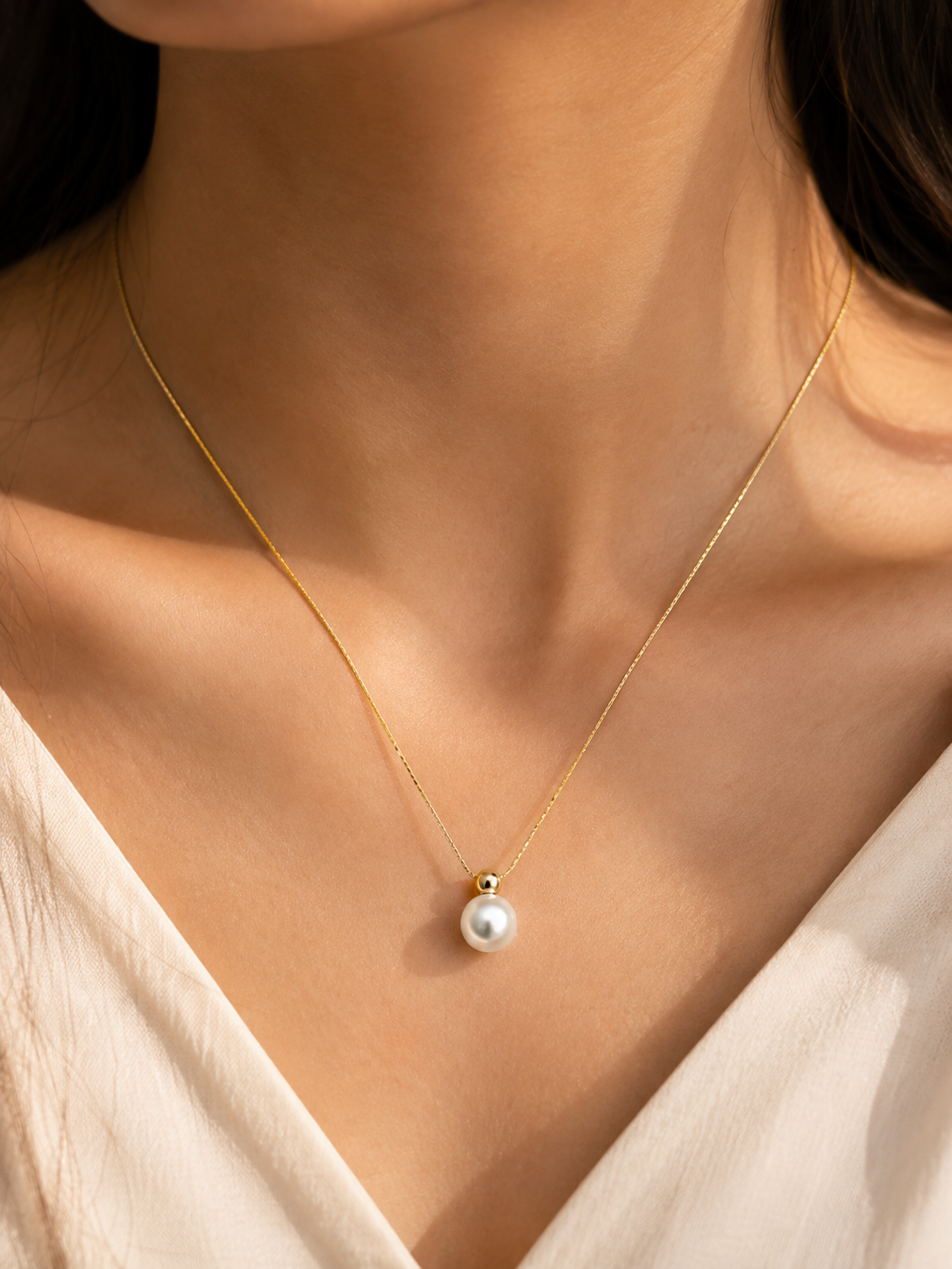 Single Pearl Drop Necklace