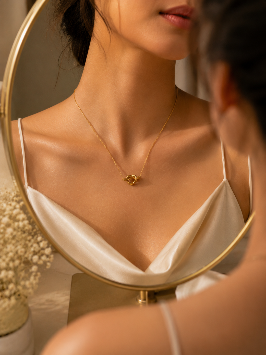 Gold Knot Pendant Necklace