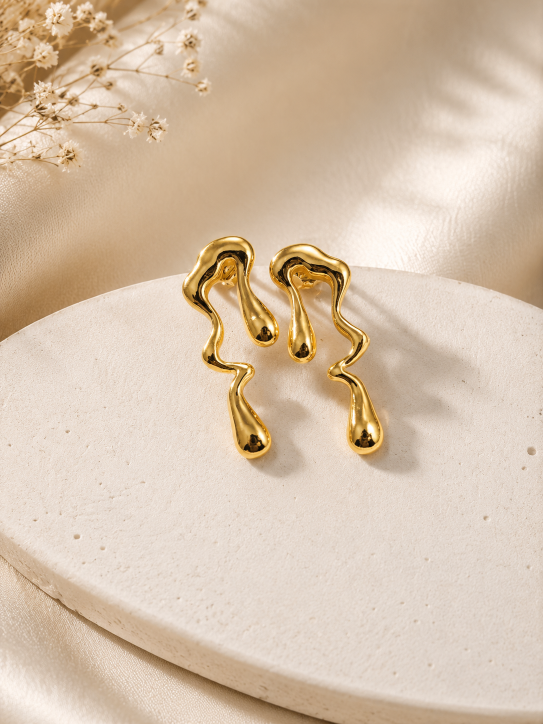 Abstract Wavy Drop Earrings