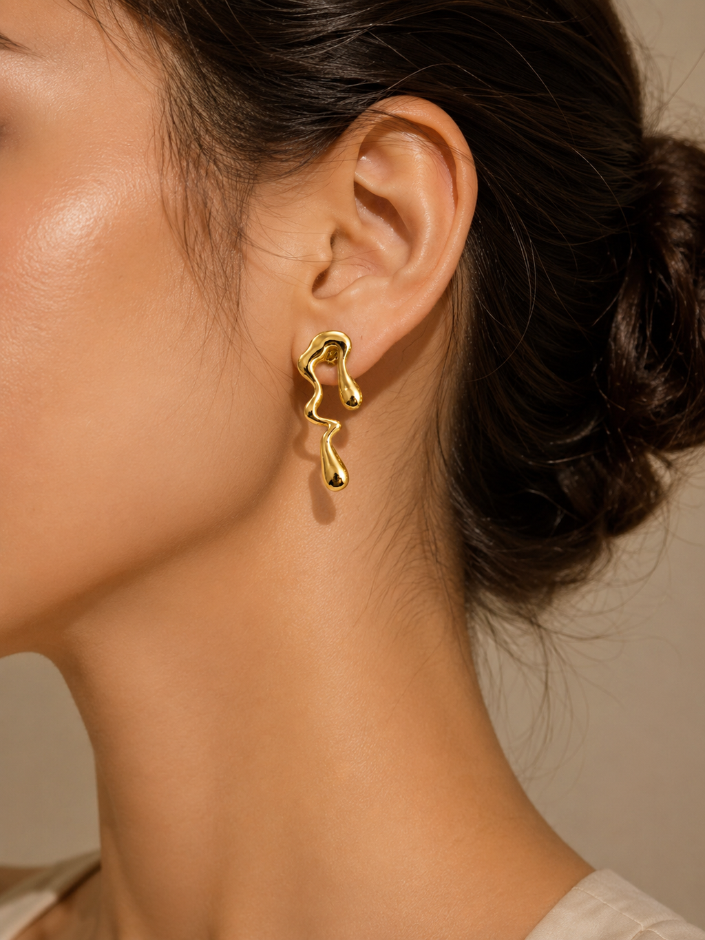 Abstract Wavy Drop Earrings